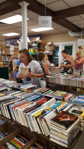 Ashville Library To Host Book Sale